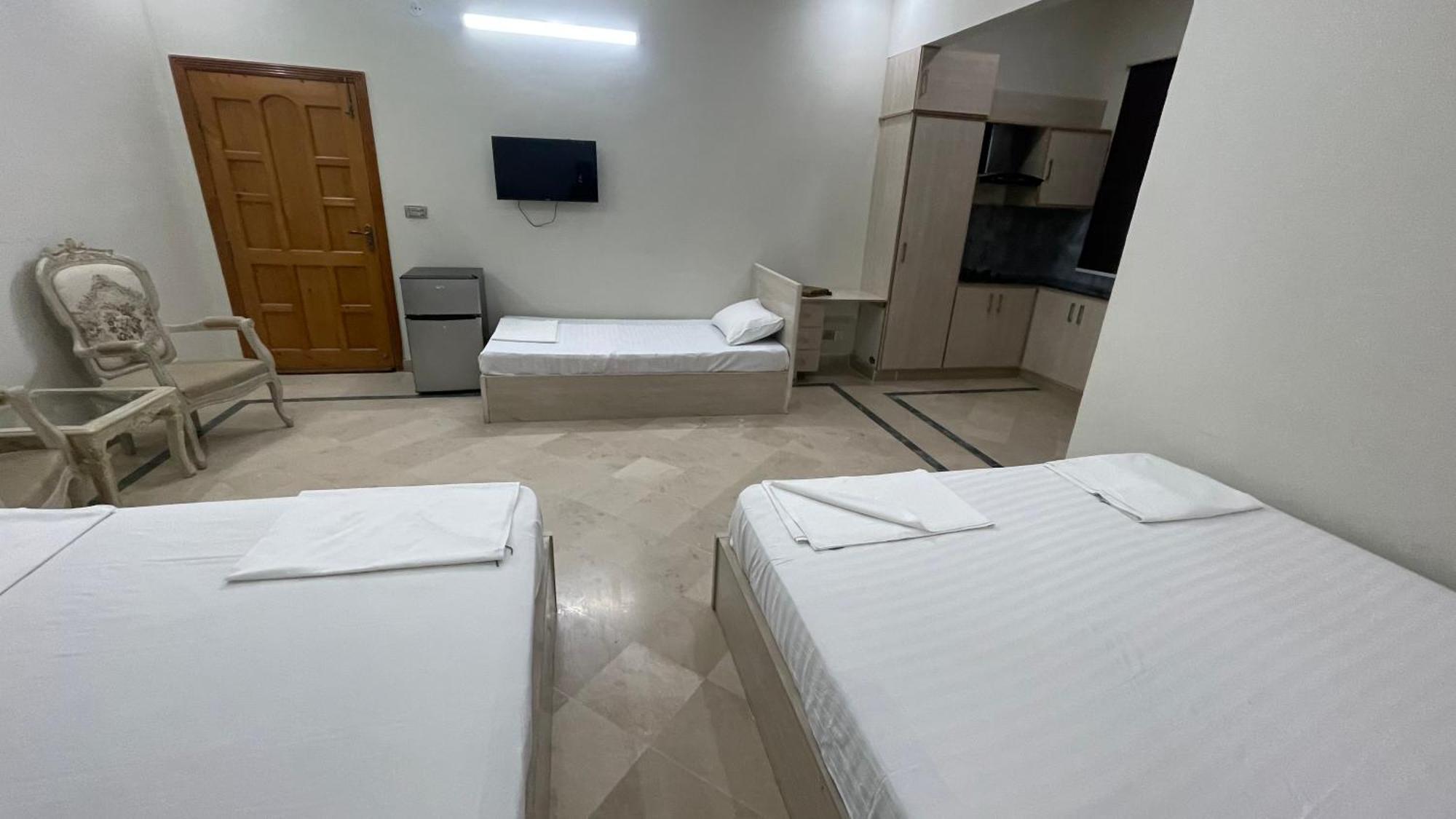 Midways Guest House And Hotels Islamabad Zewnętrze zdjęcie