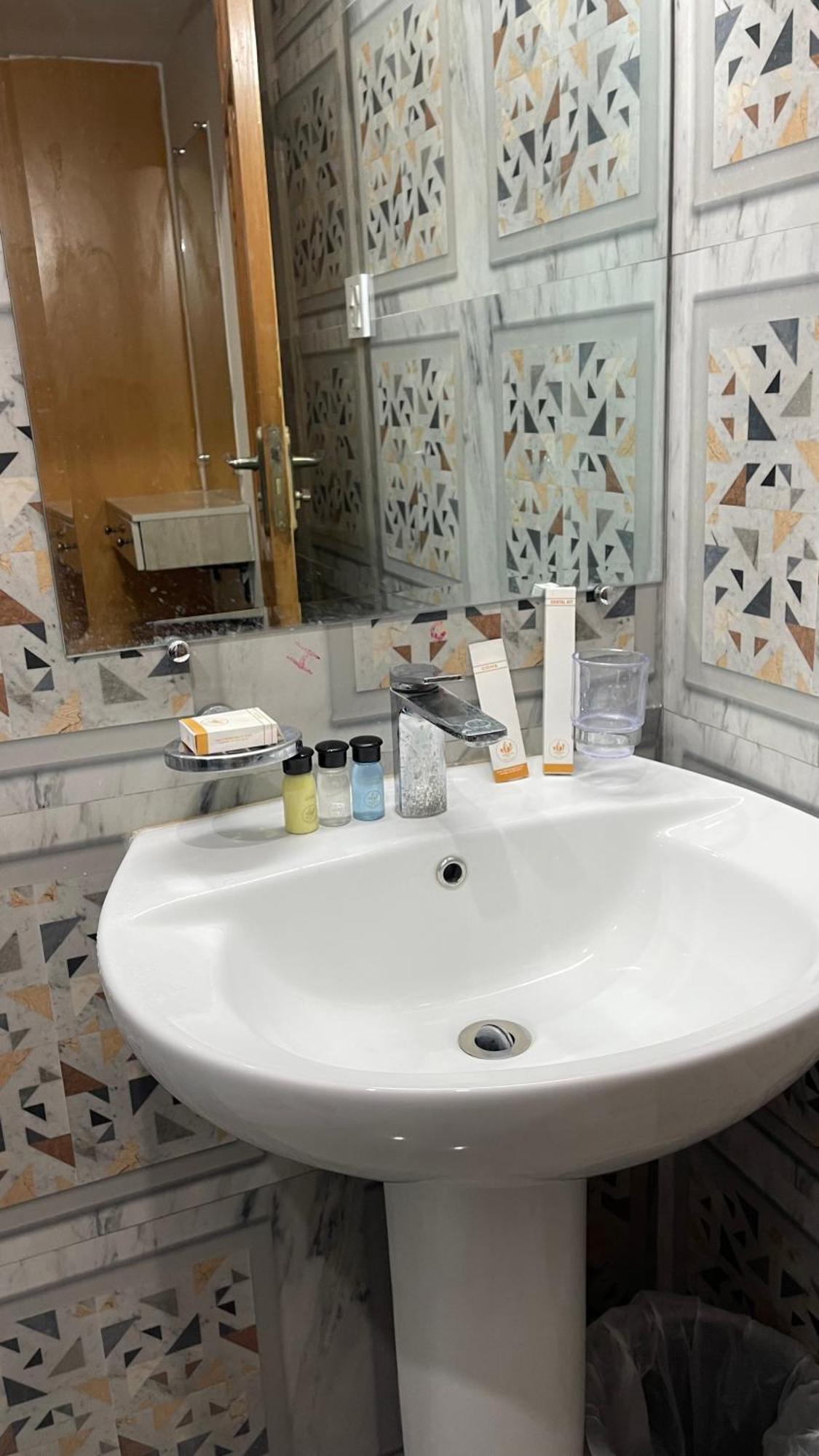 Midways Guest House And Hotels Islamabad Zewnętrze zdjęcie