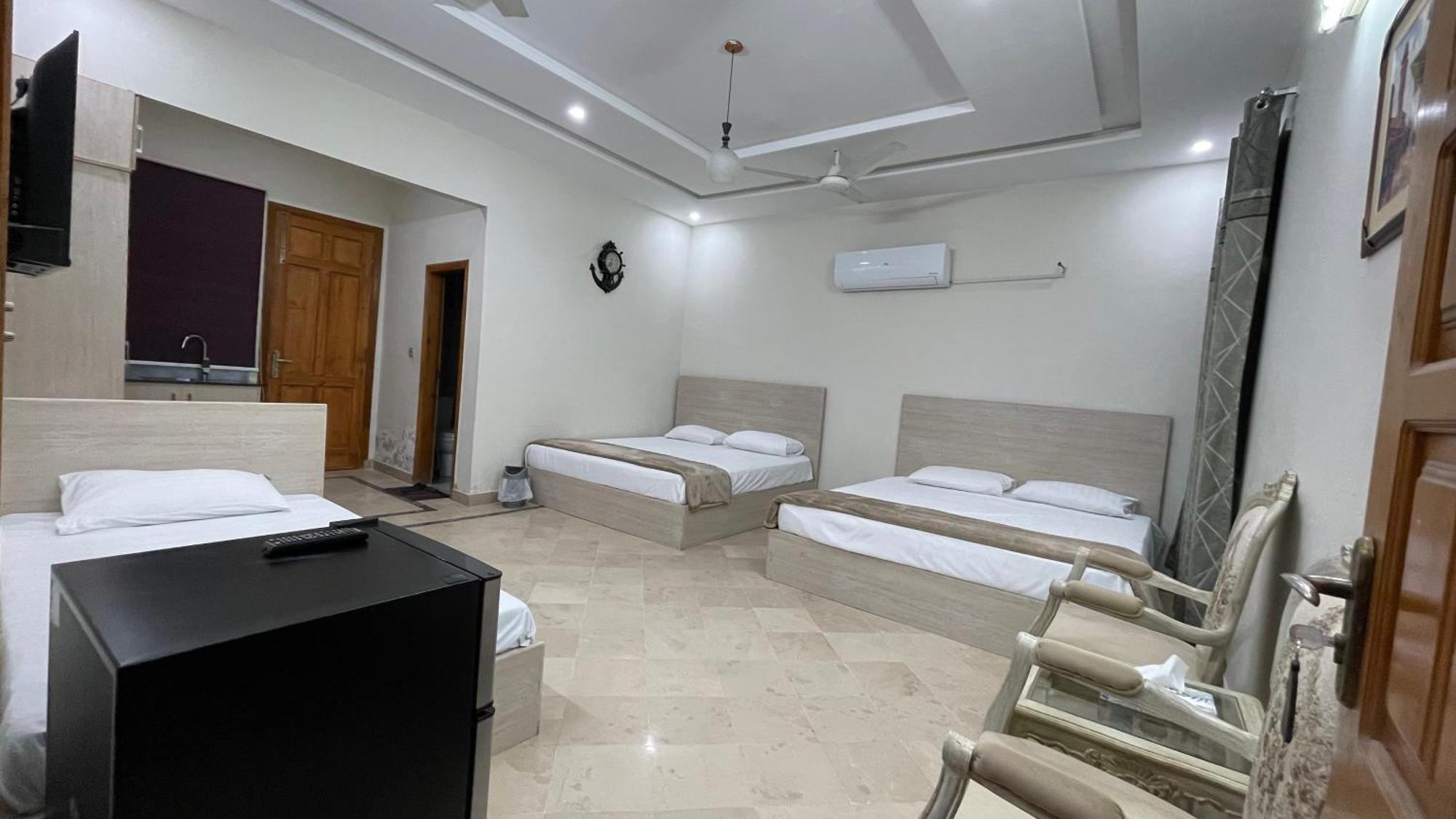 Midways Guest House And Hotels Islamabad Zewnętrze zdjęcie